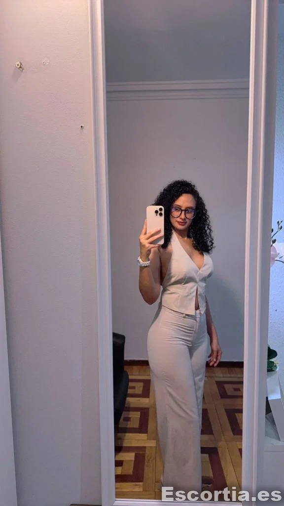 Laura escort Madrid