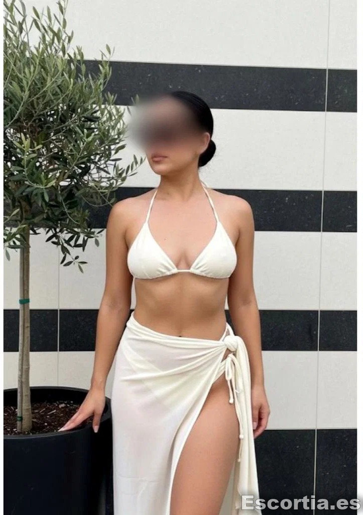 Sophia escort Girona