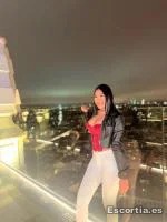 Mia photo 8