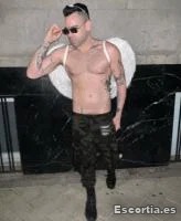 Alex photo 8