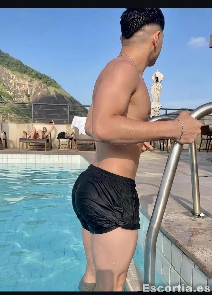 Lucas escort Barcelona