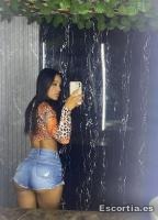 Leticia photo 8