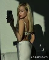 Anita photo 8