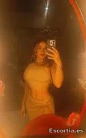 Mía photo 2