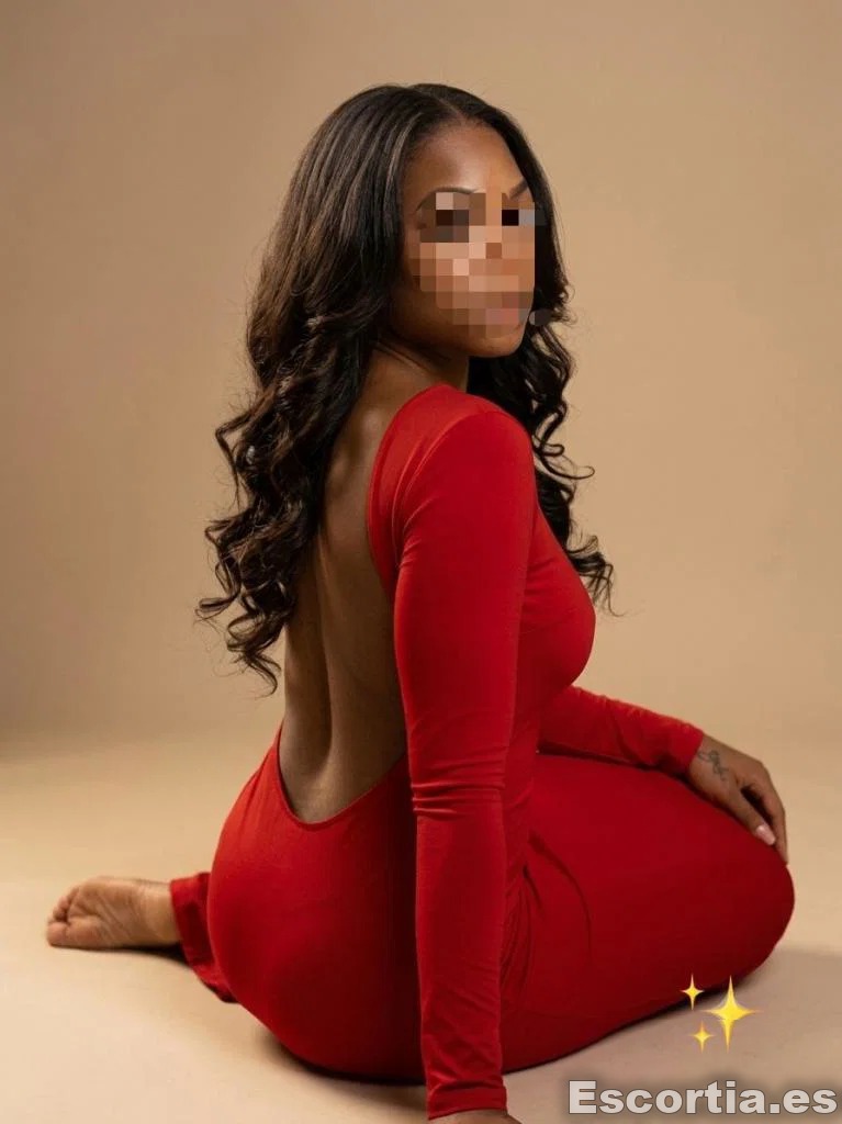 Camila photo 3