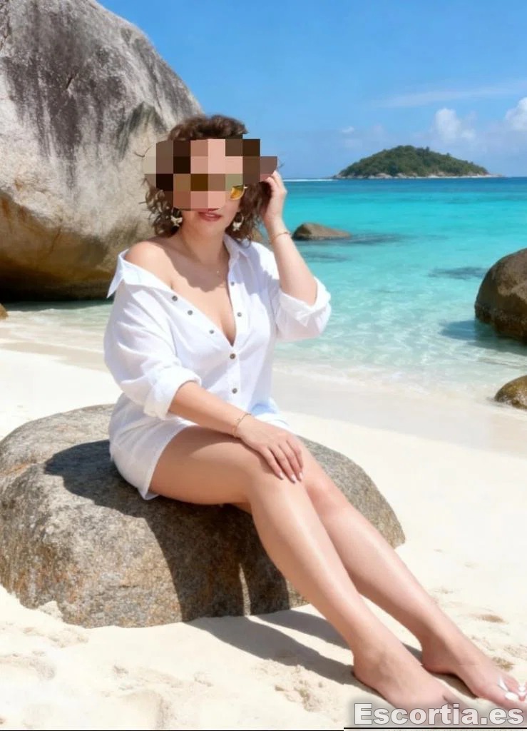 Lara photo 3