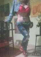 Pamela photo 6