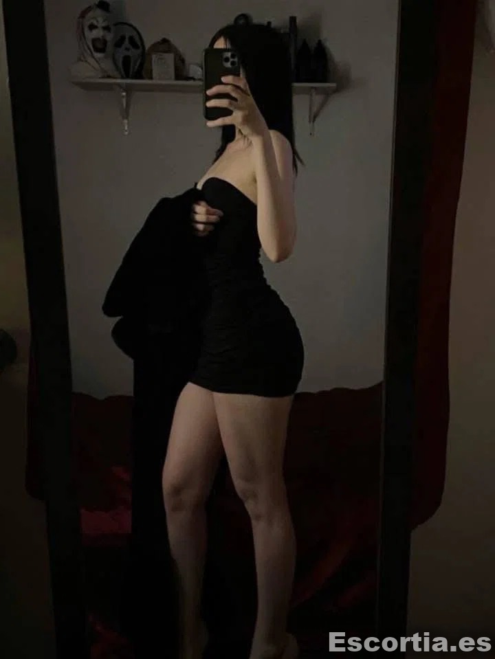 Mía photo 3