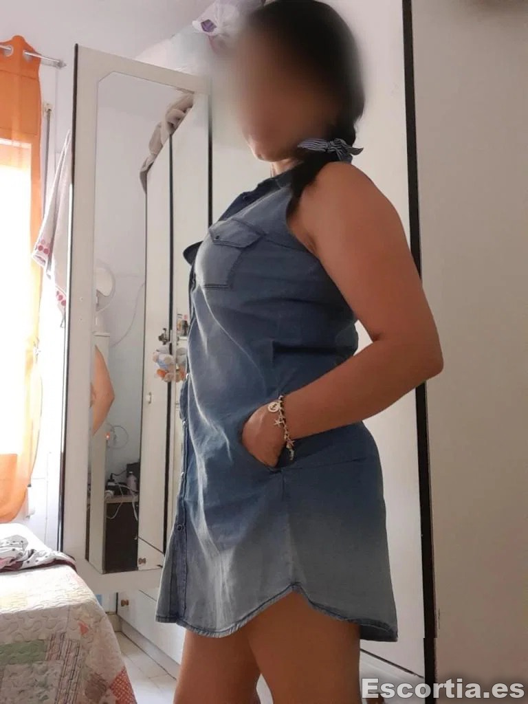 Pamela photo 5
