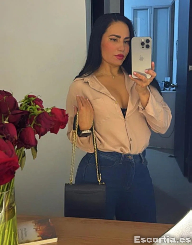 Señorita 28 photo 10