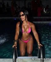 Danielle photo 4