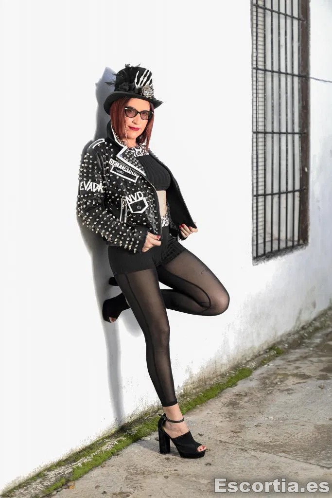 Esmeralda photo 5
