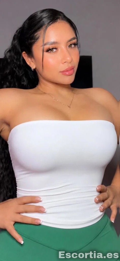 Amy photo 3