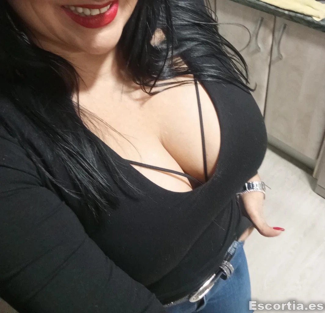 Laura escort Pamplona