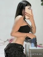 Camila photo 4