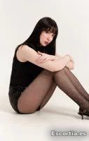 Mia photo 4