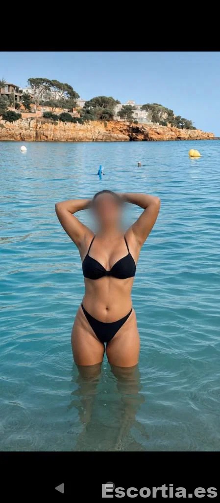 Virgínia escort Palma