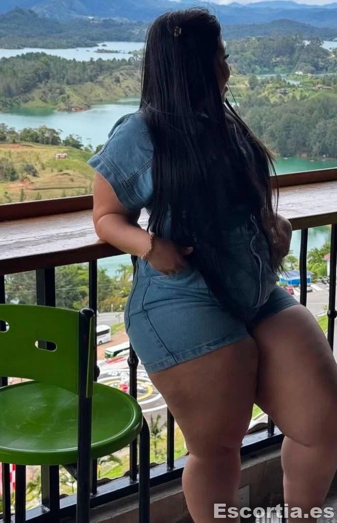 Señorita 32 escort Granada