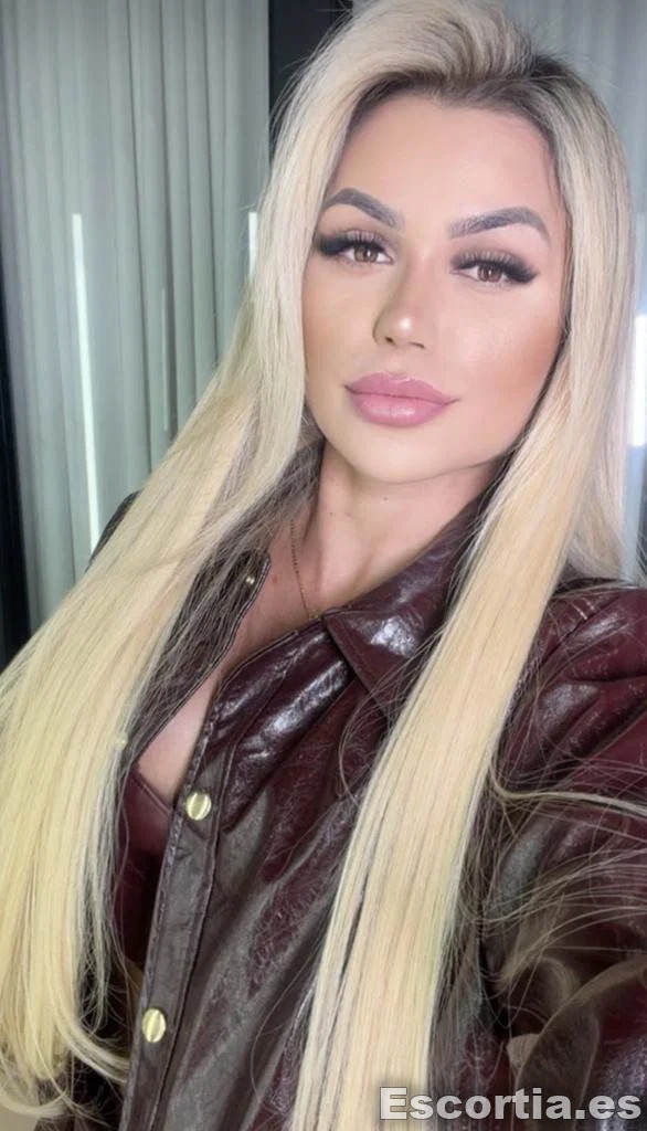 Bianca photo 5