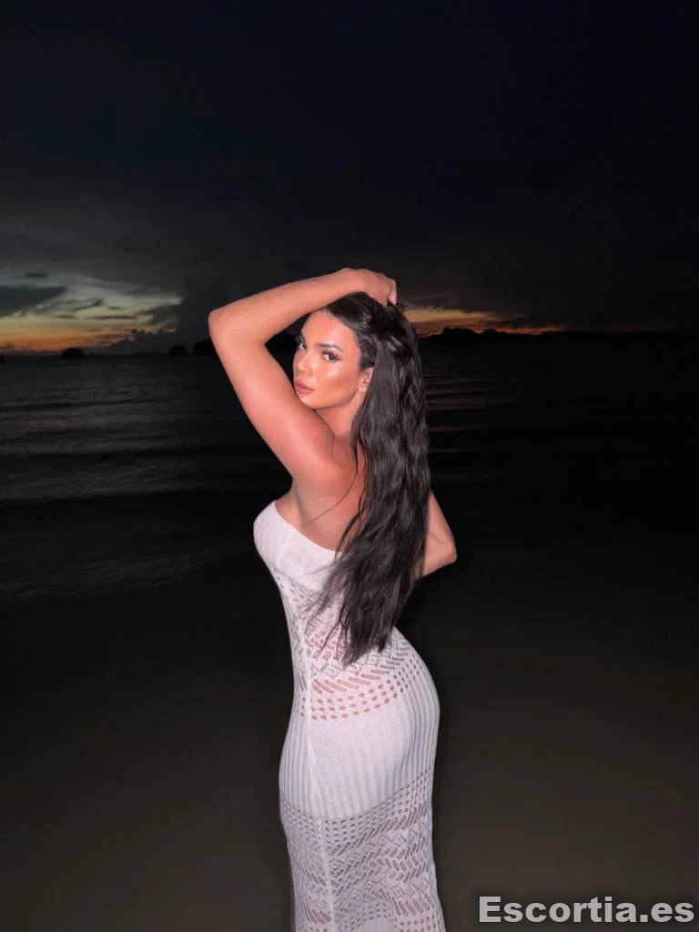 Ester escort Valencia