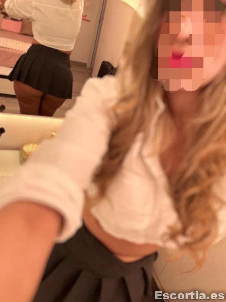 Emma photo 5
