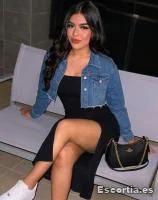 Mia photo 4
