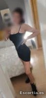 Lara photo 6