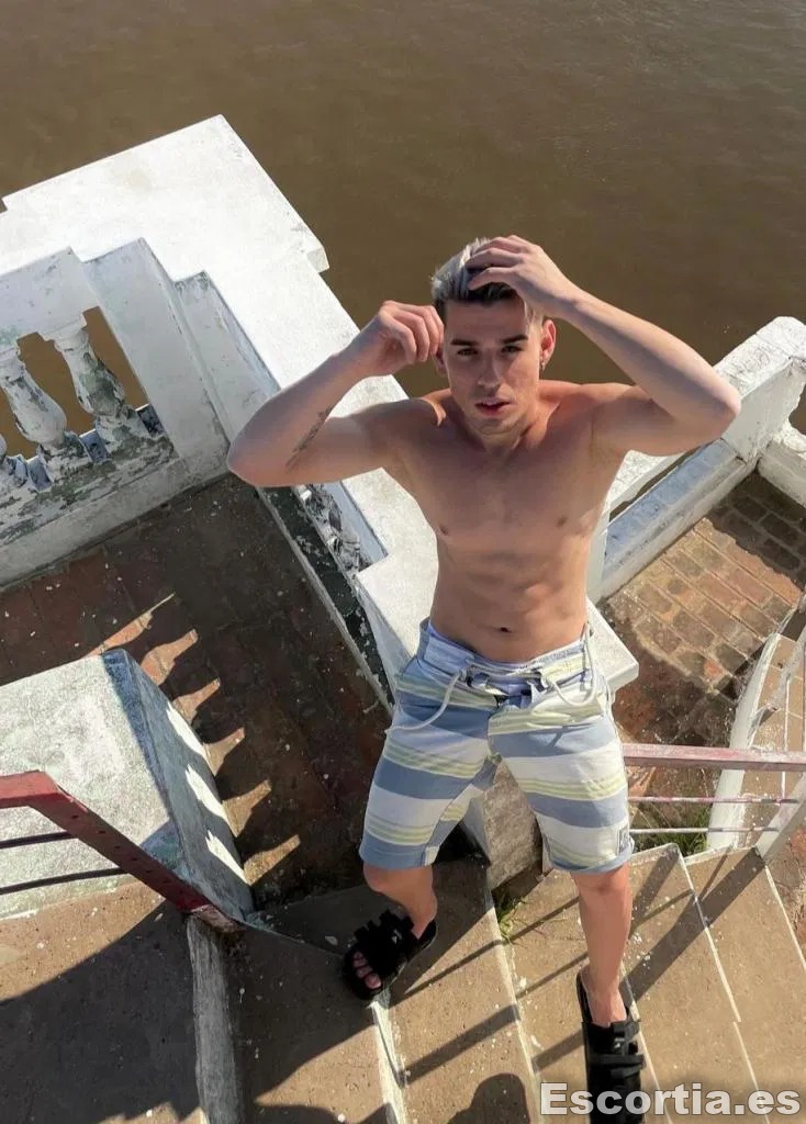Javier photo 7