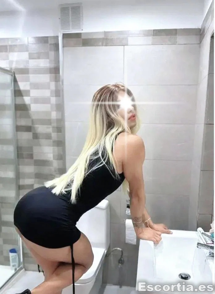 Sabrina photo 5
