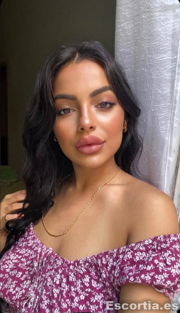 Señorita española 23 escort Eivissa