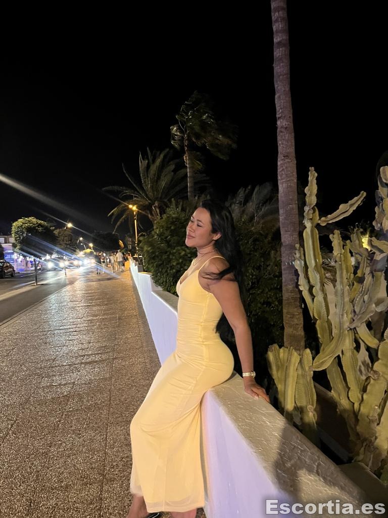 Karla Gómez escort Las Palmas de Gran Canaria