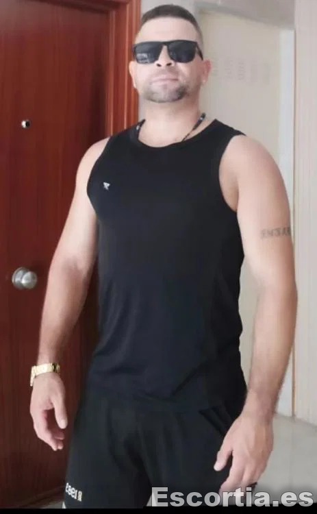 Alex escort Madrid