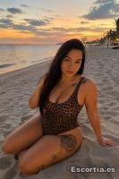 Carolinne photo 6