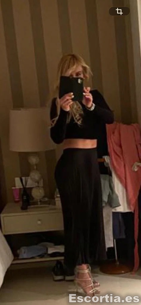 Laura photo 5