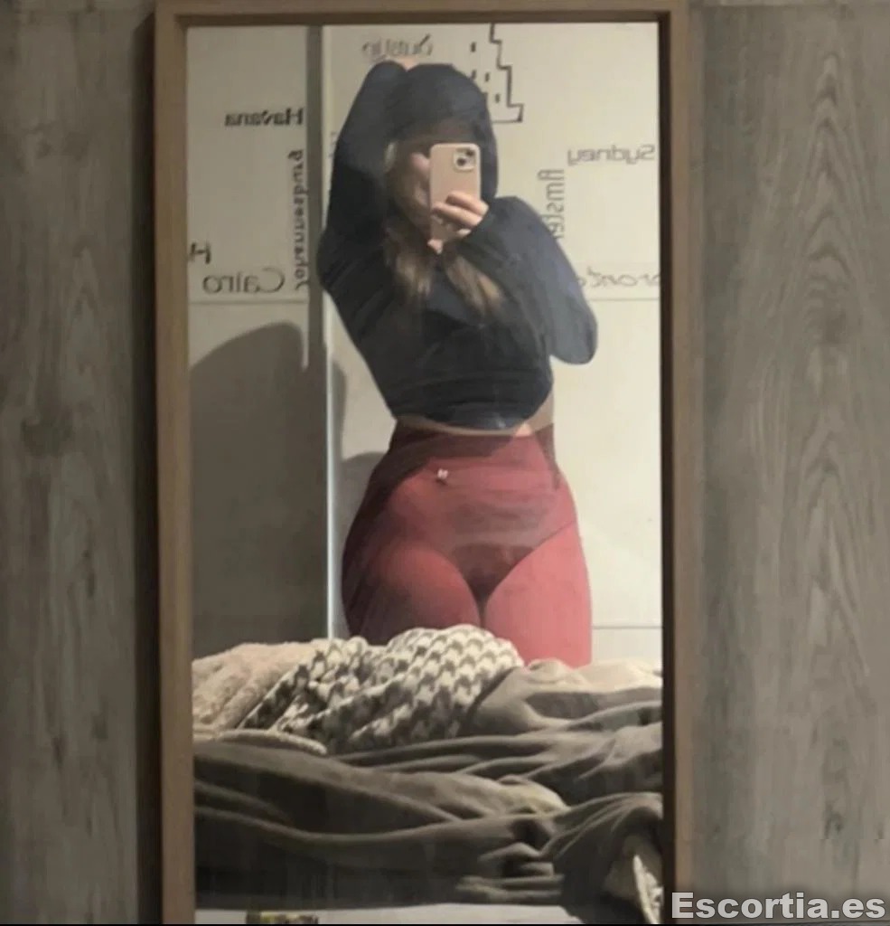 Paula escort Valladolid