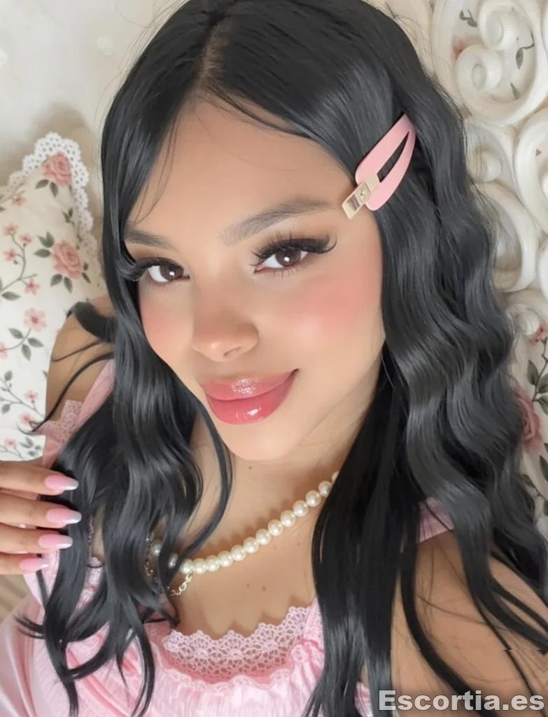 Melani photo 3
