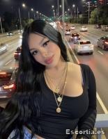Melani photo 8