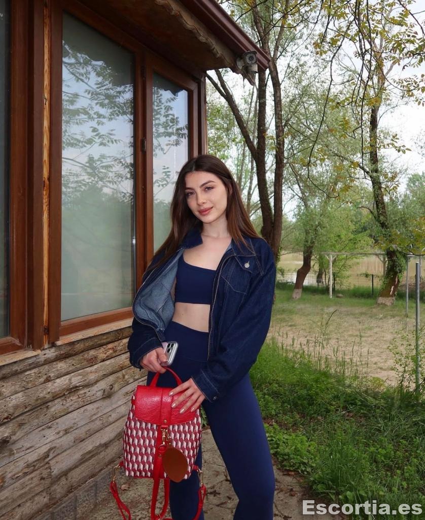 Dora escort Madrid