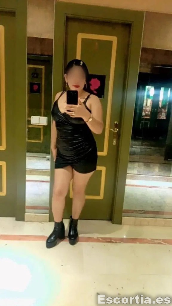 Escort peruana 27 photo 5