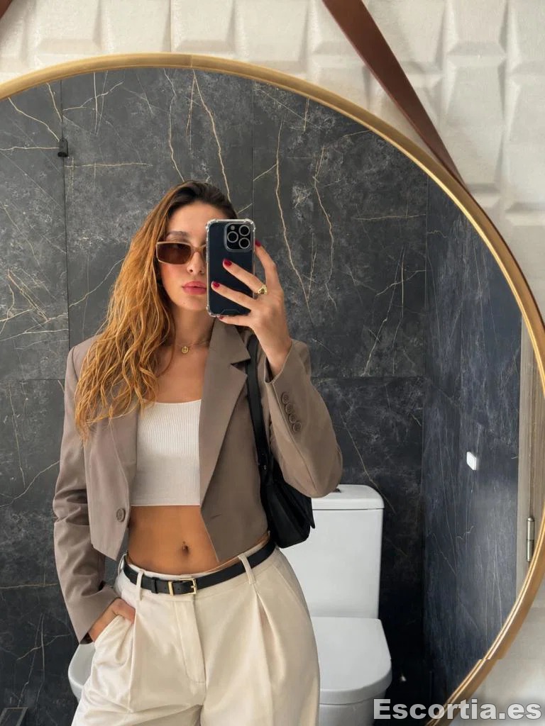 Señorita 25 escort Valencia
