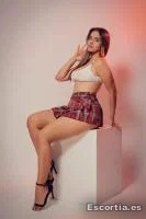 Escort latina 18 photo 6
