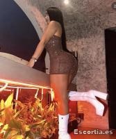 Escort latina 18 photo 8
