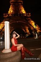 Camila photo 8
