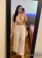 Laura photo 4