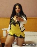 Carla photo 4