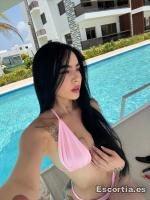 Alison photo 8
