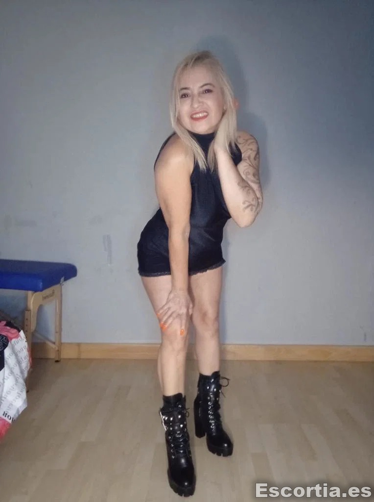 Chavelly escort Albacete