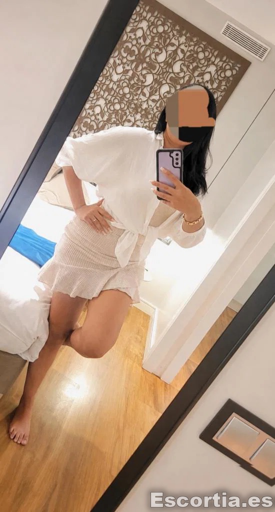 Mia photo 7