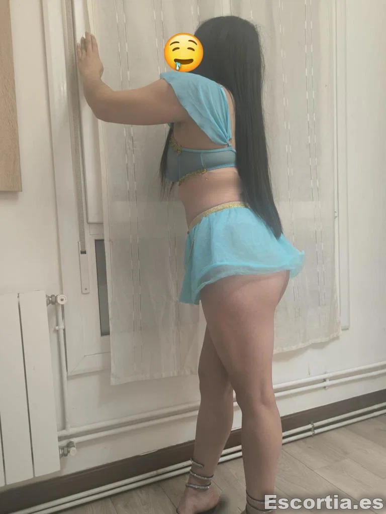 Escort latina 23 photo 7