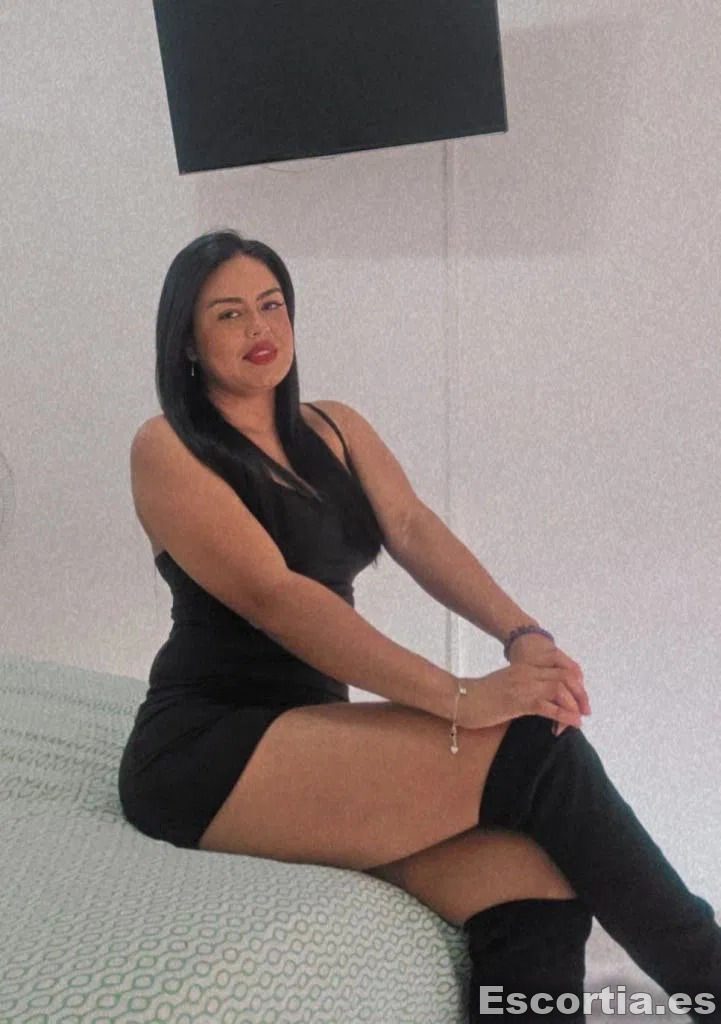 Martina photo 3